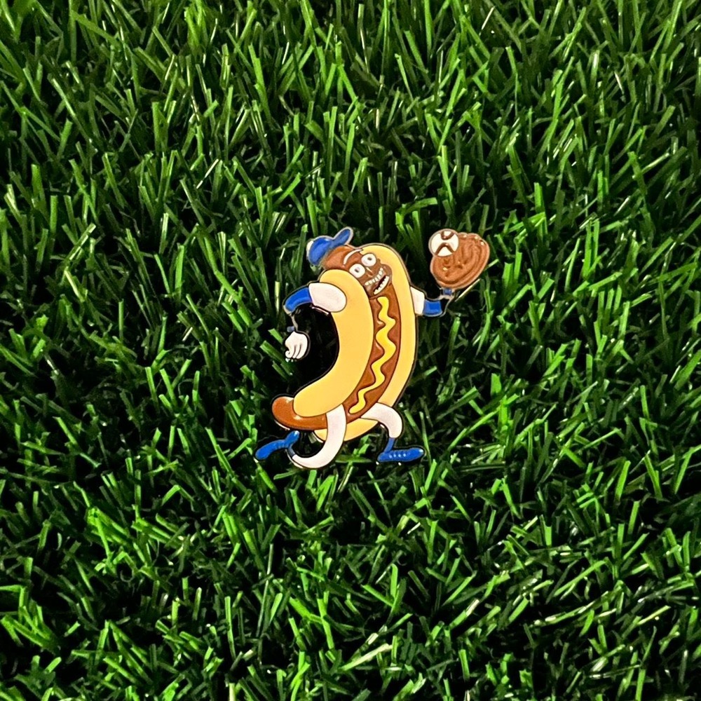 Dodgers baseball pin